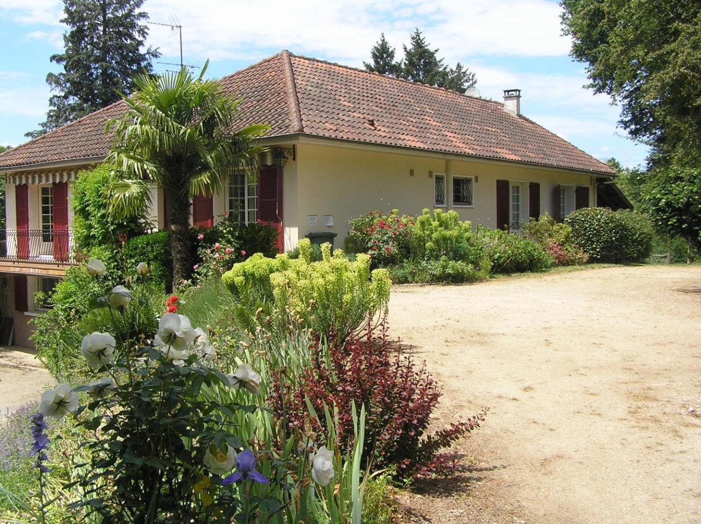 Le Val Des Deux Rieux Villa Saint-Just-le-Martel Eksteriør bilde